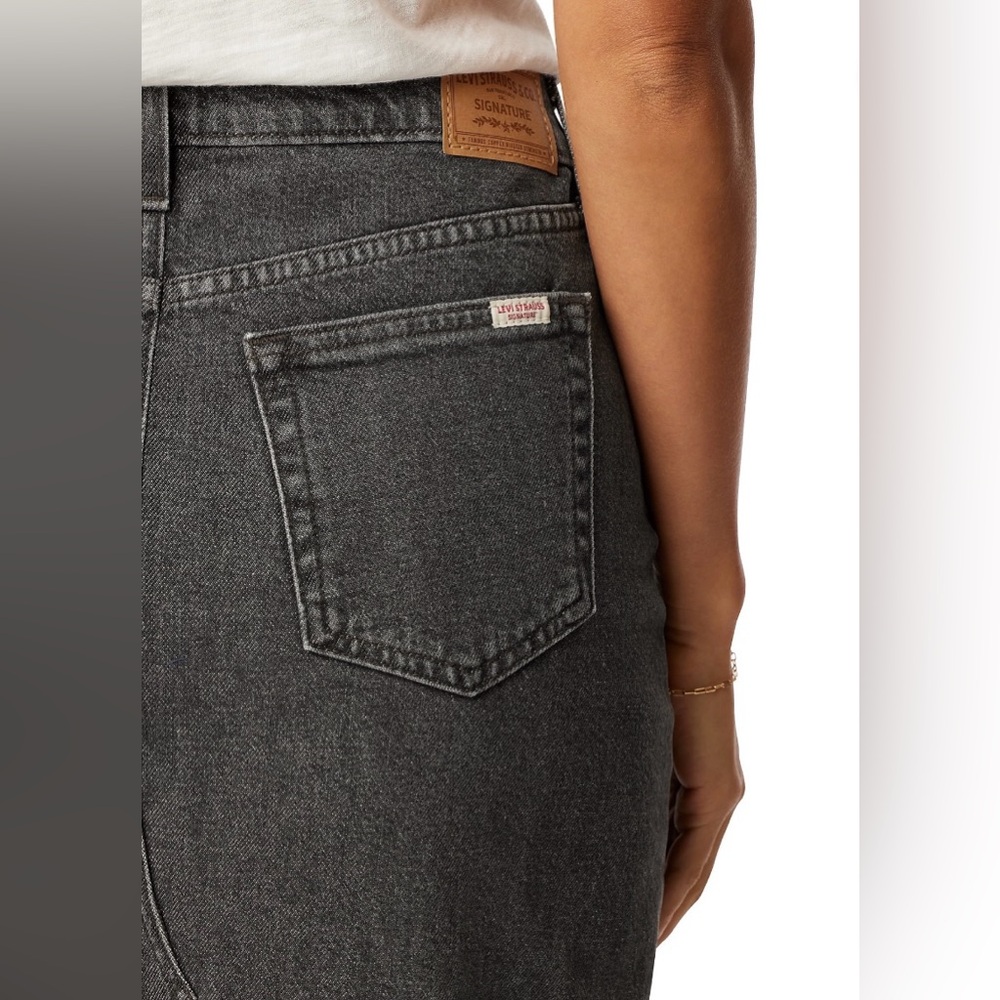 Women’s Levi's Dark Charcoal Gray Denim Collection Maxi Skirt READ DESCRIPTION - Picture 4 of 16